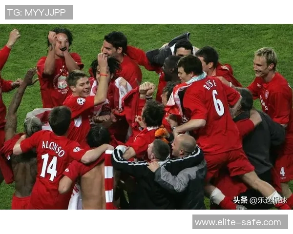 2007年欧冠曼联与米兰次回合激战回顾与精彩瞬间分析 2007年欧冠曼联与米兰次回合激战回顾与精彩瞬间分析